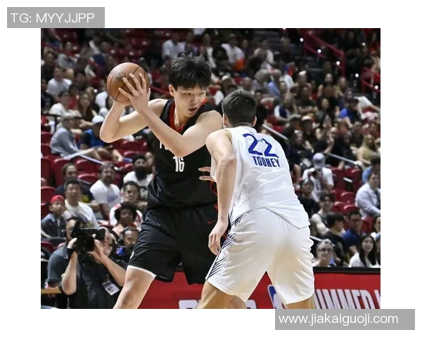 王猛透露助教赛后提醒杨瀚森防守细节，开拓者大胜勇士